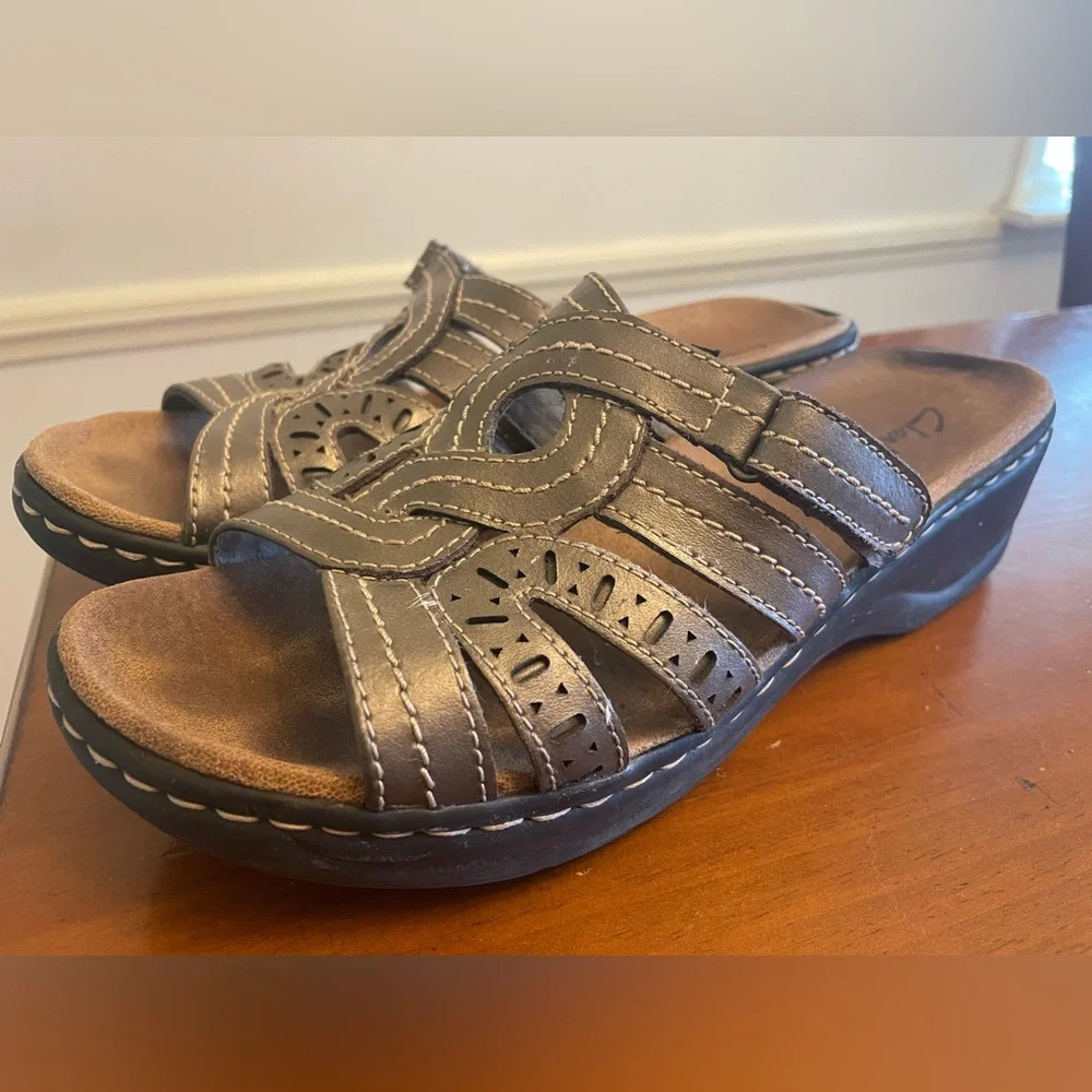 Clarks Bendables Metallic Taupe Leather Slip-On Wedge Sandals